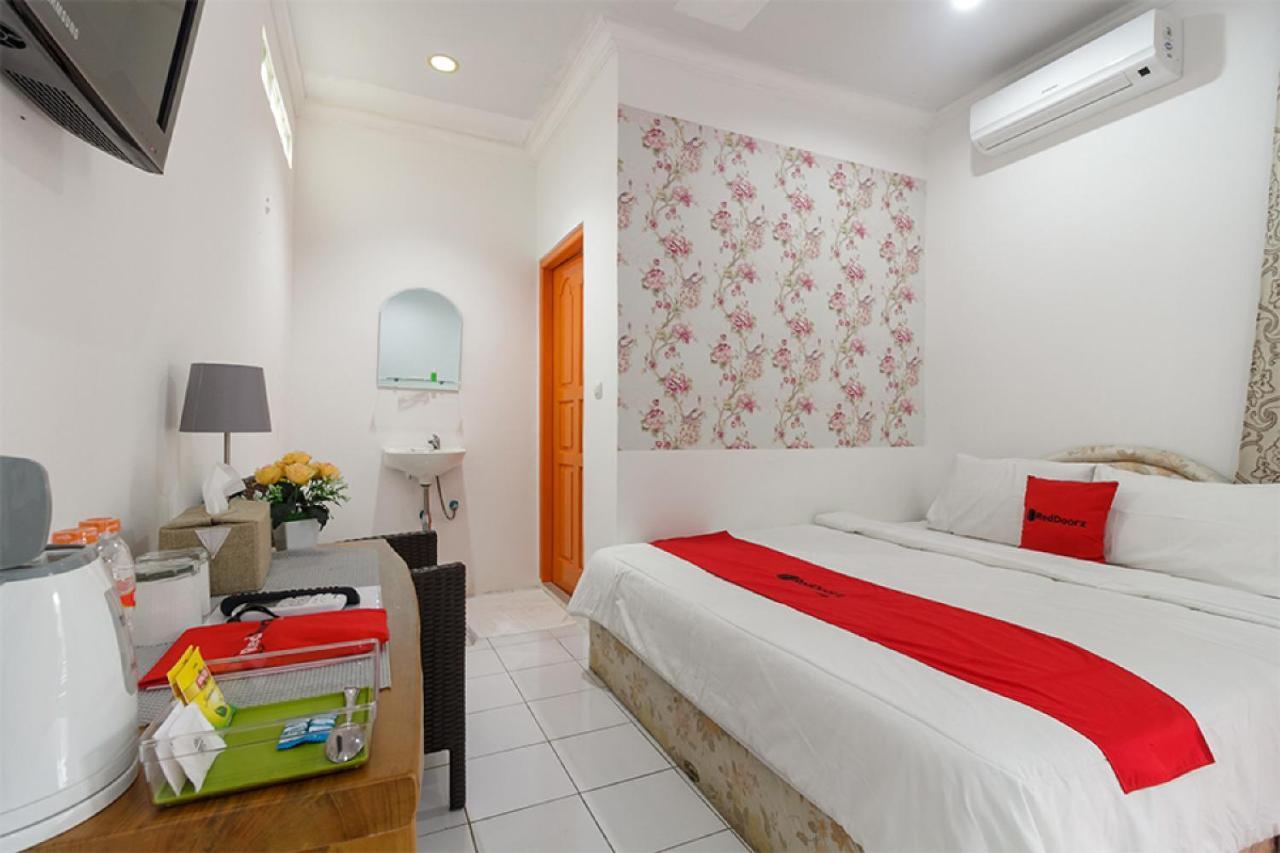 Deluxe Room,946878724:JPEG